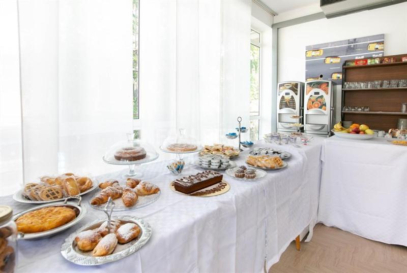 Hotel Paradiso Rimini Bagian luar foto