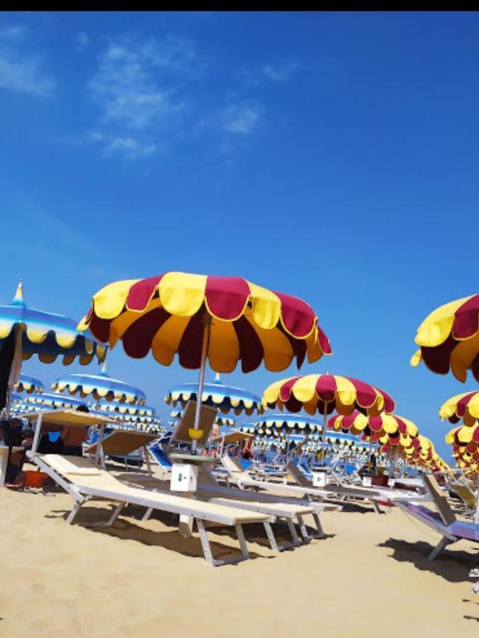 Hotel Paradiso Rimini Bagian luar foto